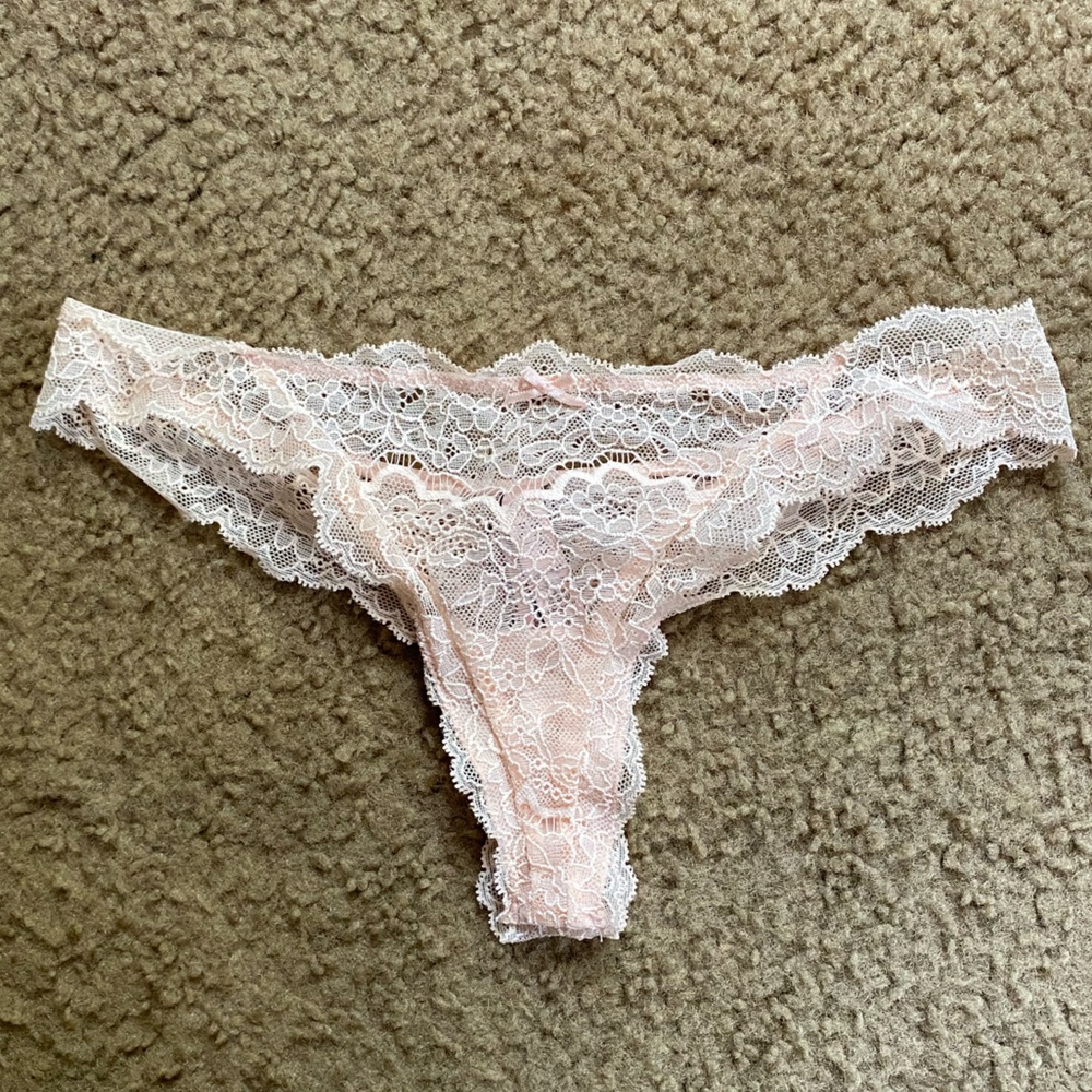 BRAND NEW Victoria Secret Underwear XS (thong)